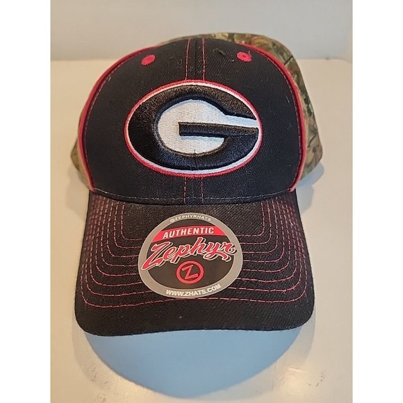 NCAA Authentic Zephyr Georgia Bulldogs Camo Snap Back Mossy Oak Hat UGA Dogs - Picture 2 of 8